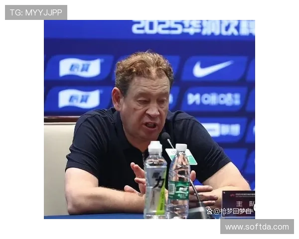 斯卢茨基:中超各队实力接近 海牛锋线球员独具特色 斯卢茨基:中超各队实力接近 海牛锋线球员独具特色